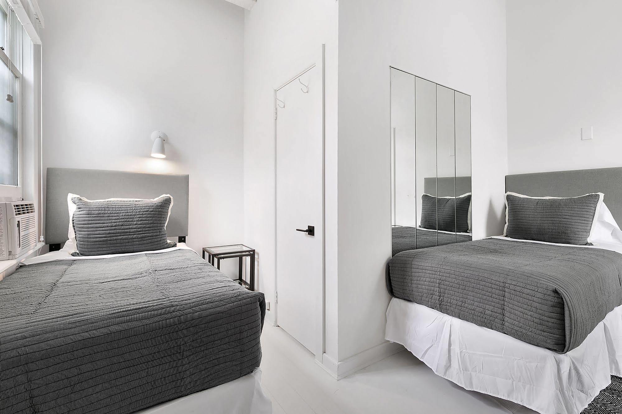 The Village Latch Inn Southampton Εξωτερικό φωτογραφία