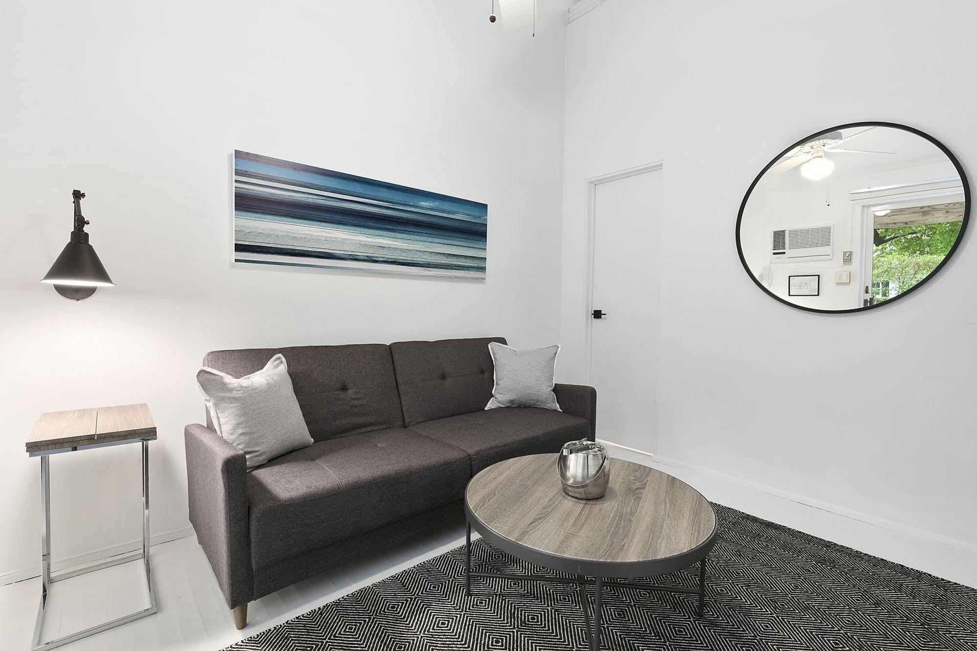 The Village Latch Inn Southampton Εξωτερικό φωτογραφία